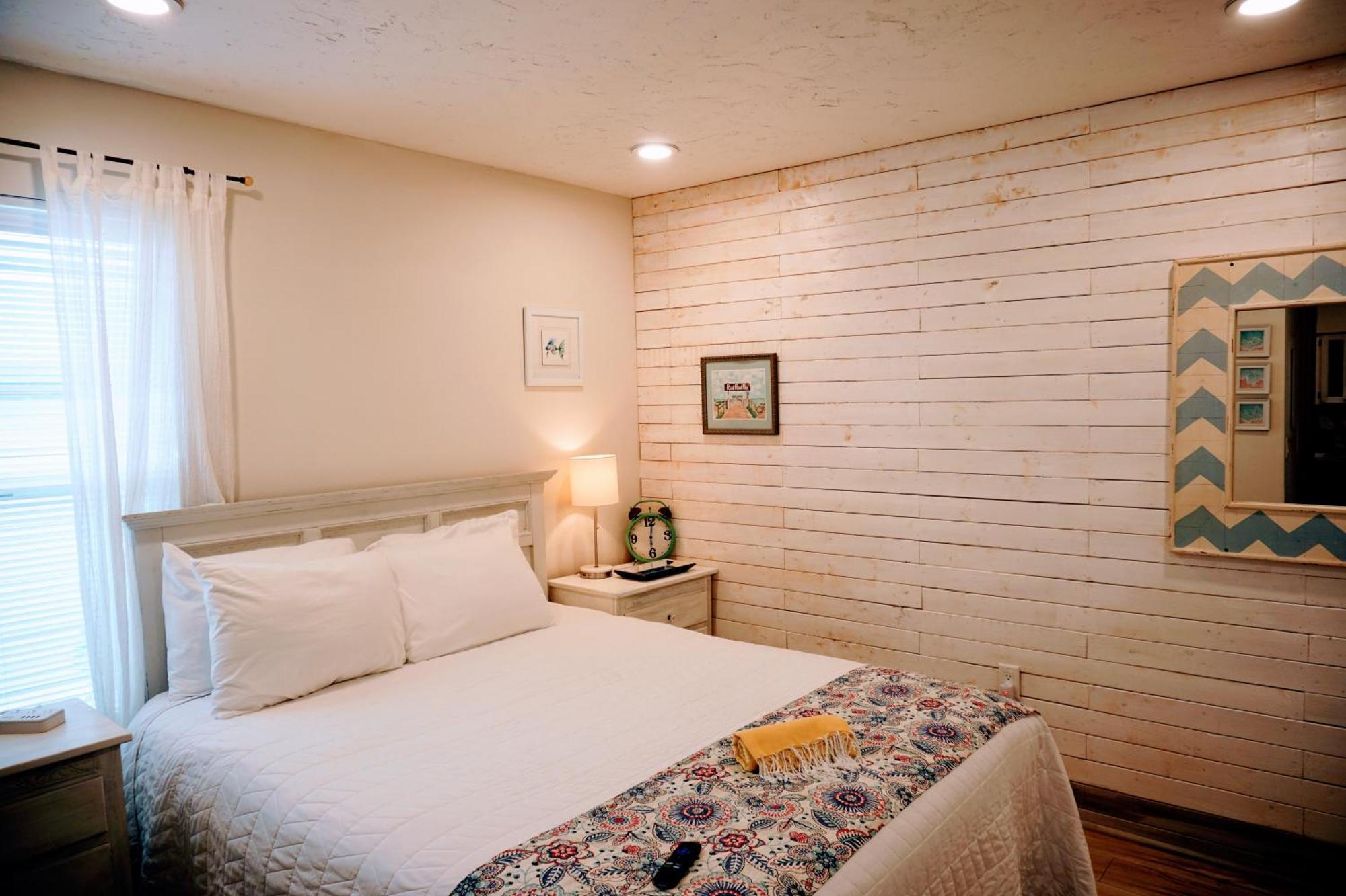 Ami Tree House Villa เบรเดนทันบีช ภายนอก รูปภาพ