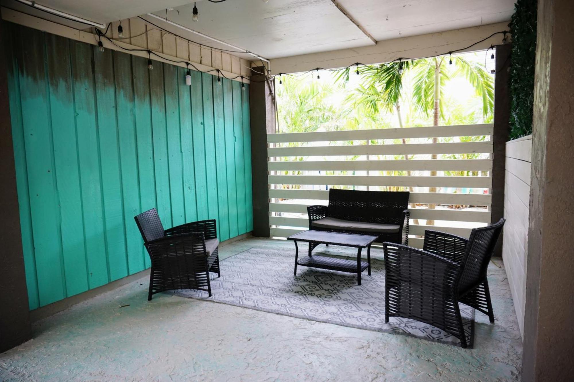 Ami Tree House Villa เบรเดนทันบีช ภายนอก รูปภาพ